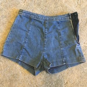 H&M Heigh Waisted Jean Shorts